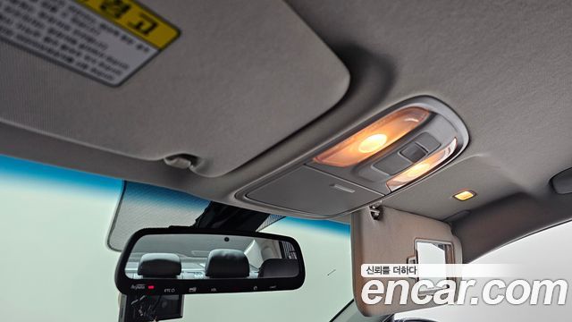 Kia K5 2019 — photo 21
