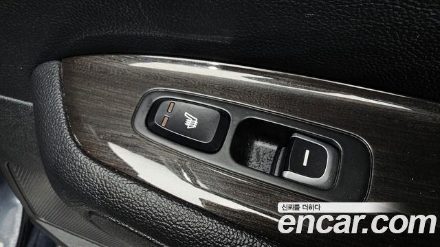 Kia K5 2019 — photo 23