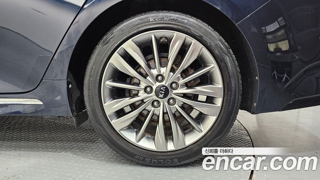 Kia K5 2019 — photo 7