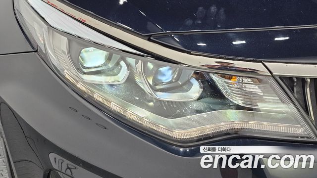 Kia K5 2019 — photo 8