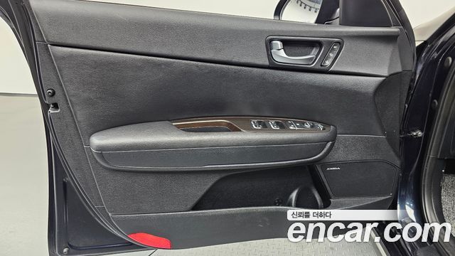 Kia K5 2019 — photo 14