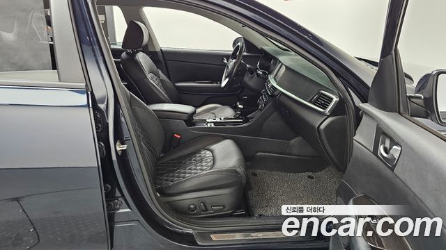 Kia K5 2019 — photo 16