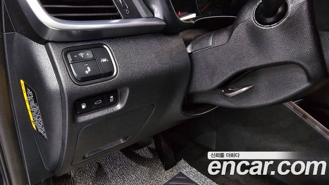 Kia K5 2019 — photo 28