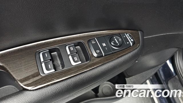 Kia K5 2019 — photo 30