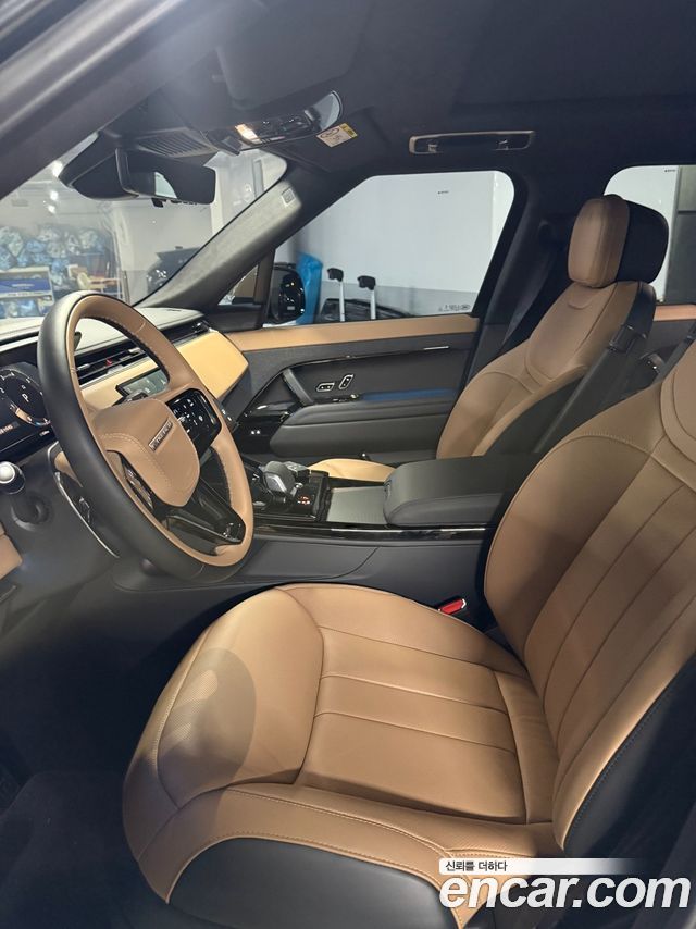Land Rover Range Rover Sport 2026 — photo 8