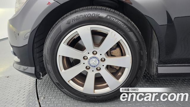 Mercedes-Benz C-Class 2009 — photo 5