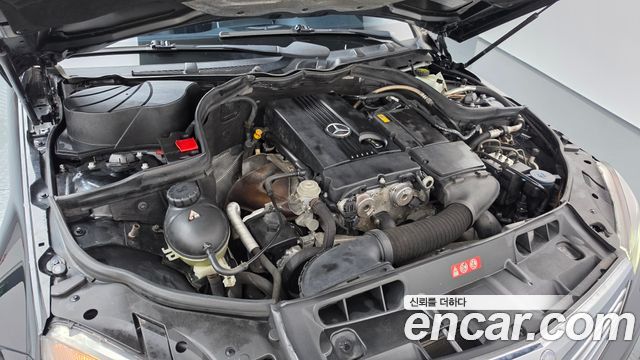 Mercedes-Benz C-Class 2009 — photo 6