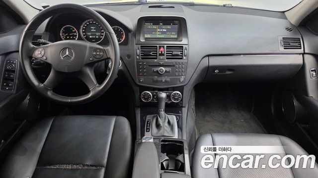 Mercedes-Benz C-Class 2009 — photo 7