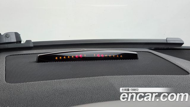 Mercedes-Benz C-Class 2009 — photo 17