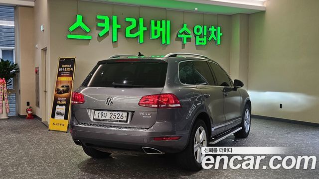 Volkswagen Touareg 2014 — photo 2