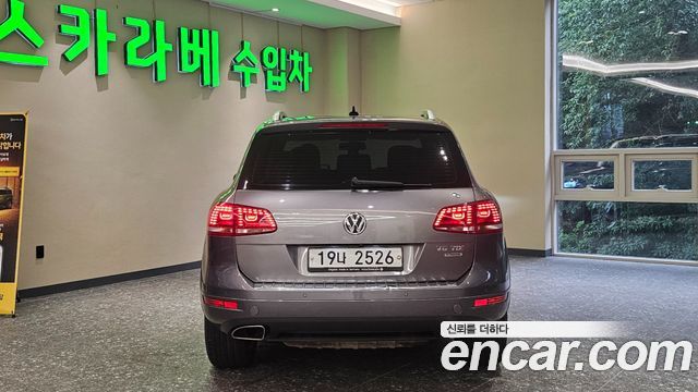 Volkswagen Touareg 2014 — photo 4