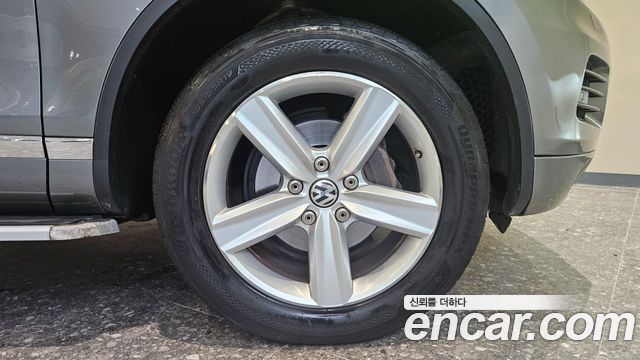 Volkswagen Touareg 2014 — photo 5