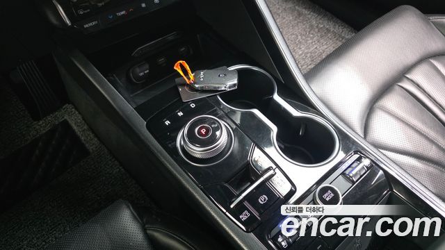 Kia K5 2022 — photo 9