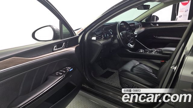 Kia K5 2022 — photo 11