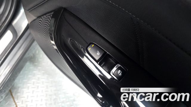 Kia K5 2022 — photo 19
