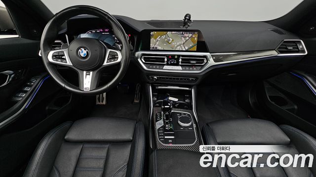 BMW 3-Series 2022 — photo 10