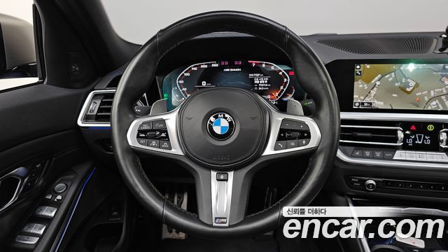 BMW 3-Series 2022 — photo 18