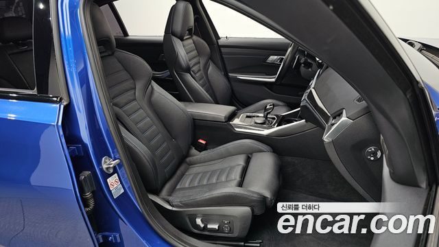BMW 3-Series 2022 — photo 16