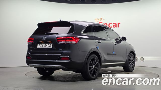 Kia Sorento 2016 — photo 2