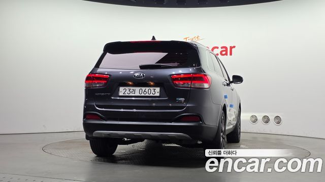 Kia Sorento 2016 — photo 4