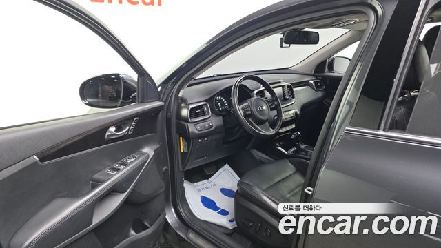 Kia Sorento 2016 — photo 13