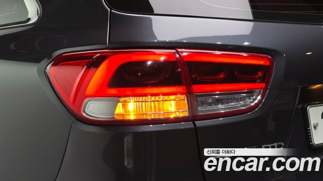 Kia Sorento 2016 — photo 9