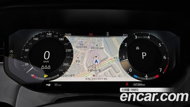 Land Rover Range Rover Sport 2023 — photo 11
