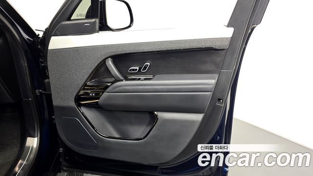 Land Rover Range Rover Sport 2023 — photo 14