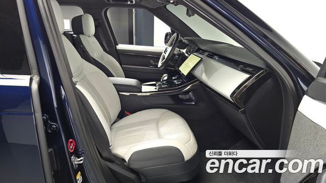 Land Rover Range Rover Sport 2023 — photo 16