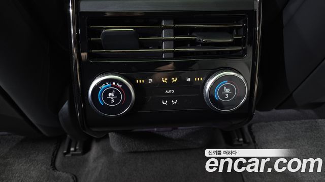Land Rover Range Rover Sport 2023 — photo 31