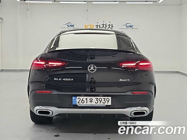 Mercedes-Benz GLE-Class 2023 — photo 3
