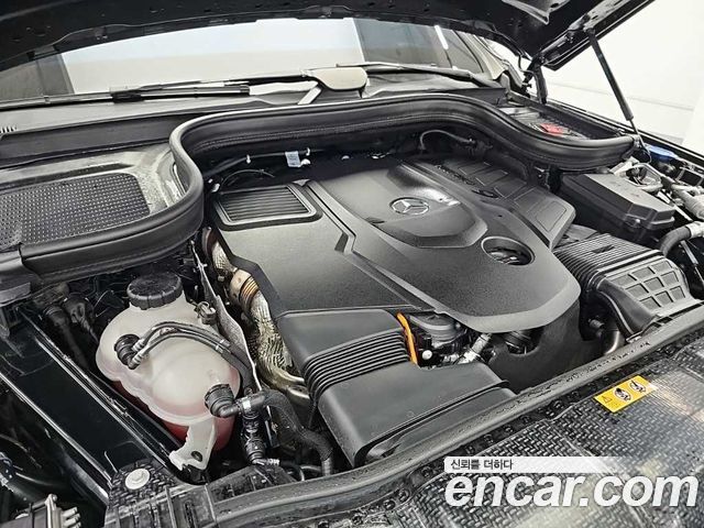 Mercedes-Benz GLE-Class 2023 — photo 5