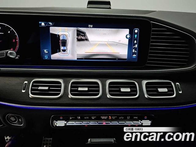 Mercedes-Benz GLE-Class 2023 — photo 10