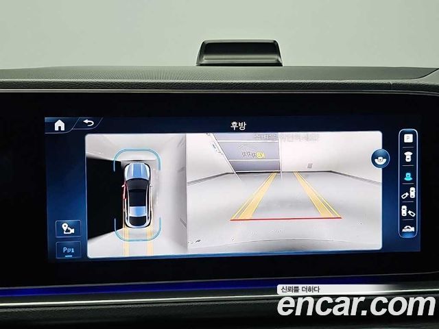 Mercedes-Benz GLE-Class 2023 — photo 16