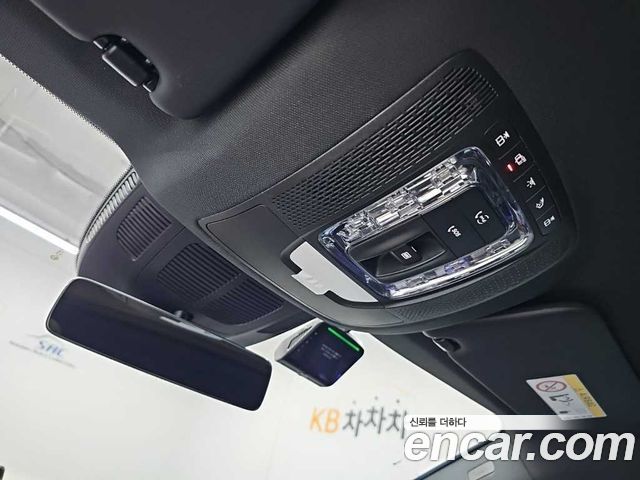 Mercedes-Benz GLE-Class 2023 — photo 17