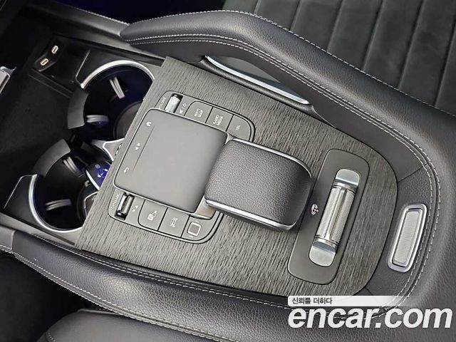 Mercedes-Benz GLE-Class 2023 — photo 18