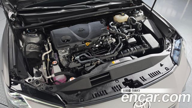 Toyota Camry 2025 — photo 6