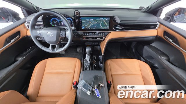 Toyota Camry 2025 — photo 10