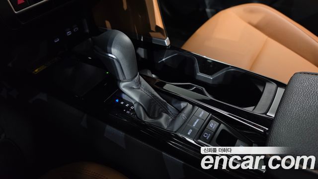 Toyota Camry 2025 — photo 12