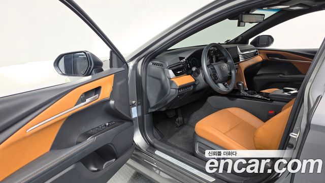 Toyota Camry 2025 — photo 13