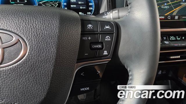 Toyota Camry 2025 — photo 23