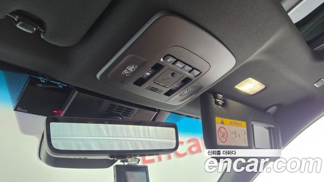 Toyota Camry 2025 — photo 26