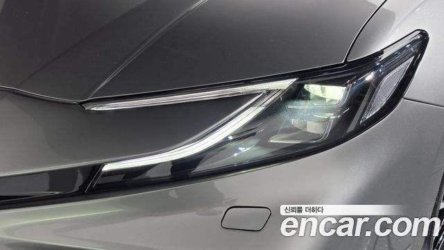 Toyota Camry 2025 — photo 8