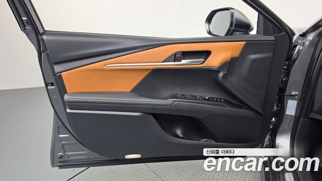 Toyota Camry 2025 — photo 14