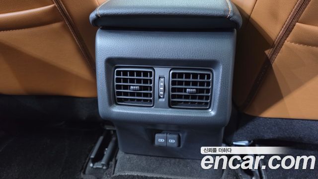 Toyota Camry 2025 — photo 33