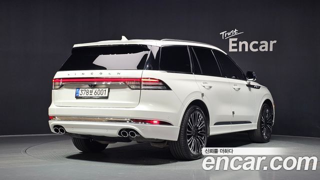 Lincoln Aviator 2022 — photo 2