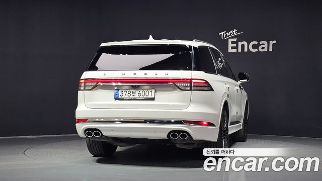Lincoln Aviator 2022 — photo 4