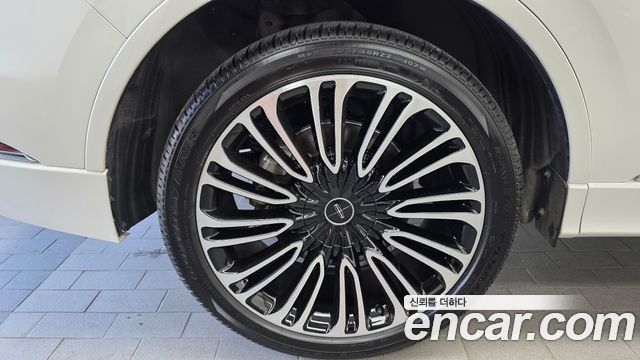 Lincoln Aviator 2022 — photo 5