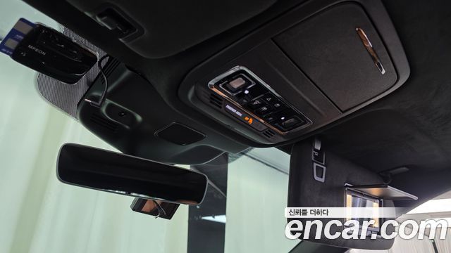 Lincoln Aviator 2022 — photo 33