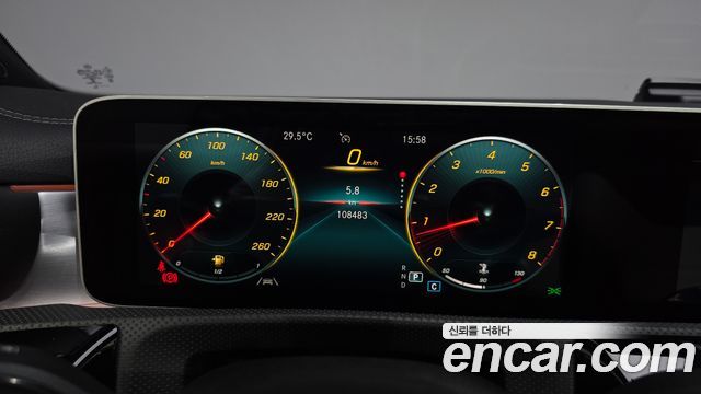 Mercedes-Benz CLA-Class 2020 — photo 11